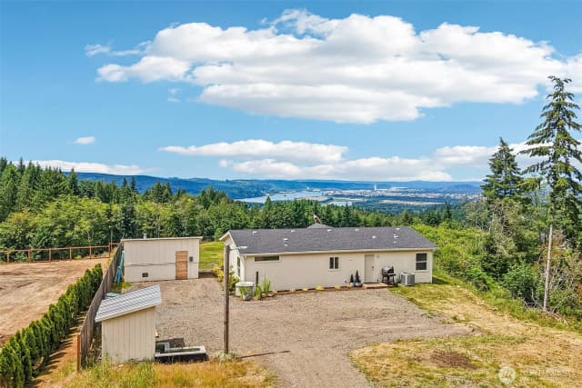 Property photo for 818 Kool Road, Kelso