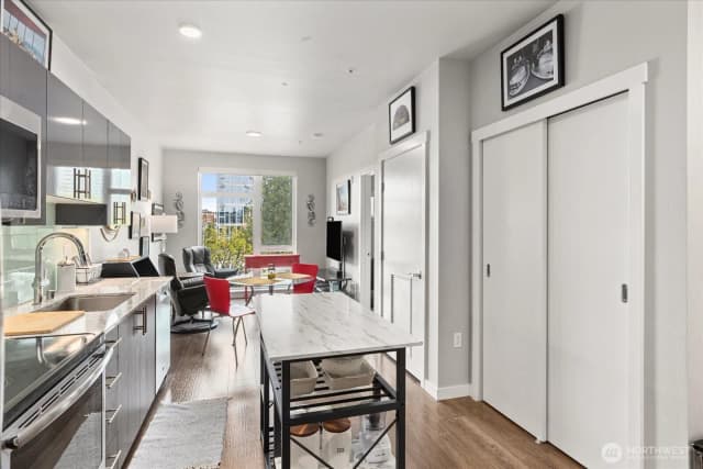 Property photo for 1085 103rd Avenue Ne ##311, Bellevue photo 3