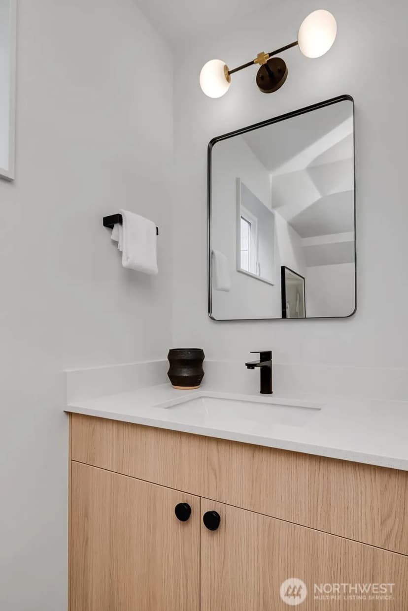 Property photo for 4405 S Holly Street, Seattle photo 14