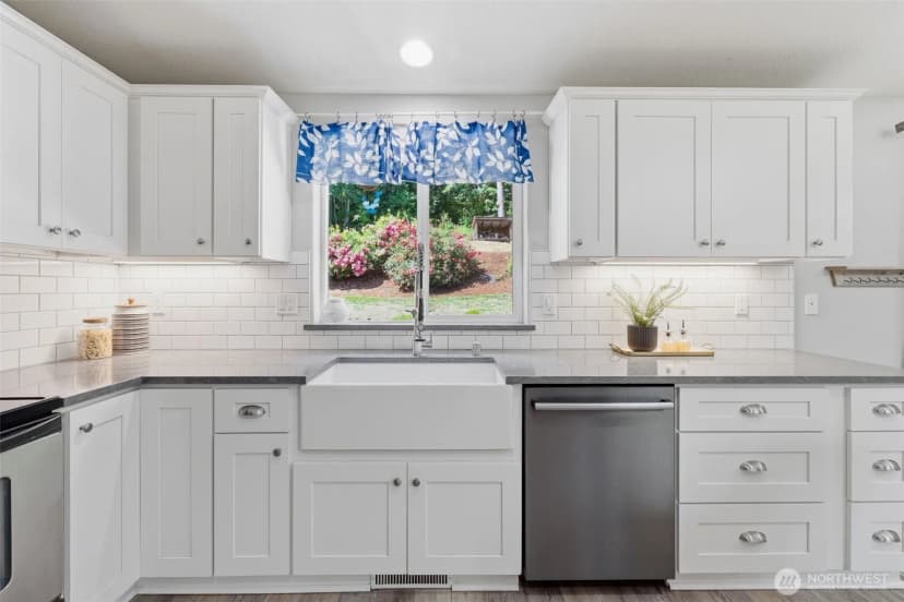 Property photo for 31112 Ne 75th Place, La Center photo 18