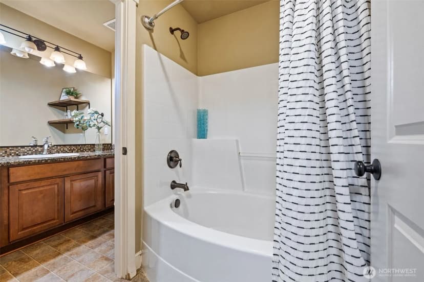 Property photo for 7018 100th Street E, Puyallup photo 28