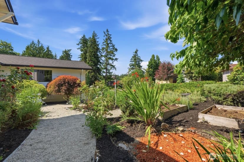 Property photo for 1438 159th Avenue Se, Bellevue photo 20