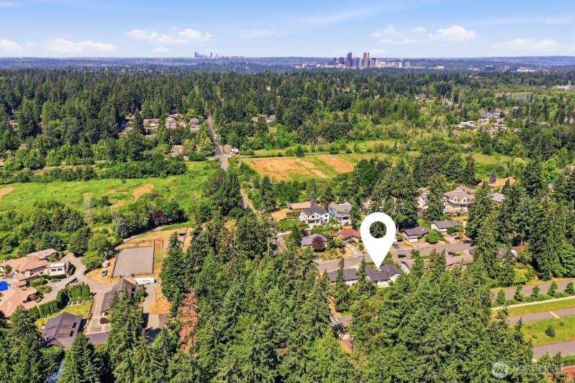 Property photo for 1438 159th Avenue Se, Bellevue photo 26