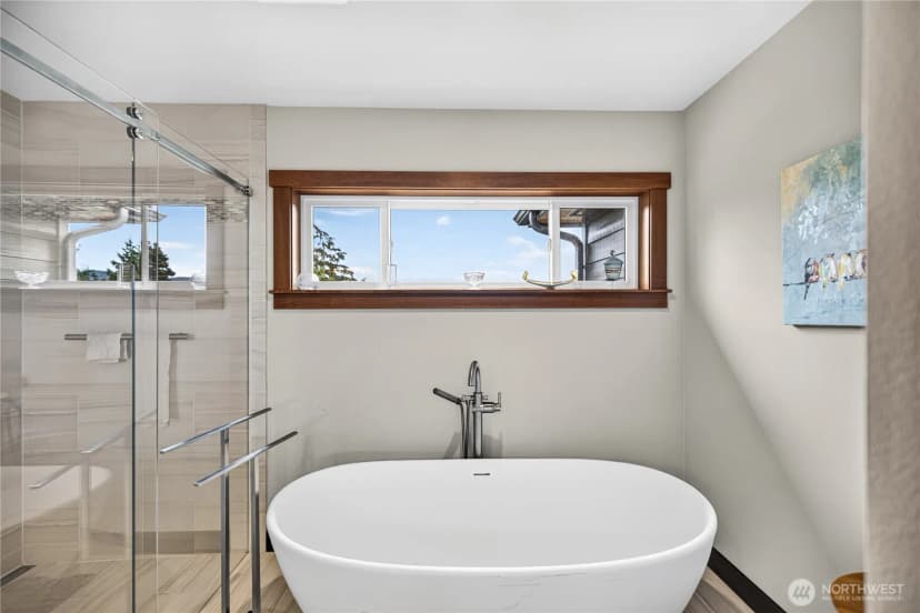 Property photo for 3007 Meridian Court, Anacortes photo 18