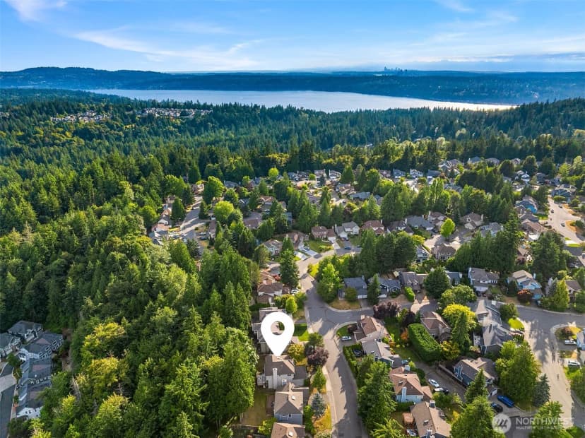 Property photo for 22413 Ne 9th Drive, Sammamish photo 32