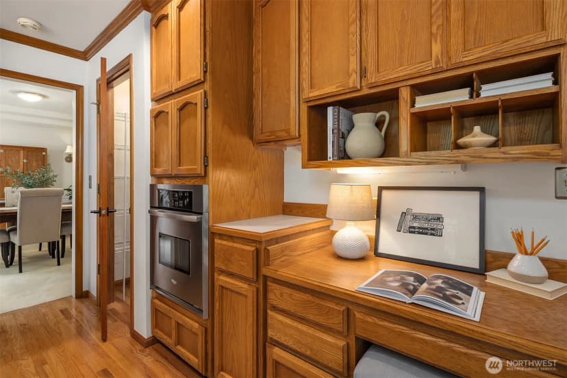 Property photo for 22413 Ne 9th Drive, Sammamish photo 14