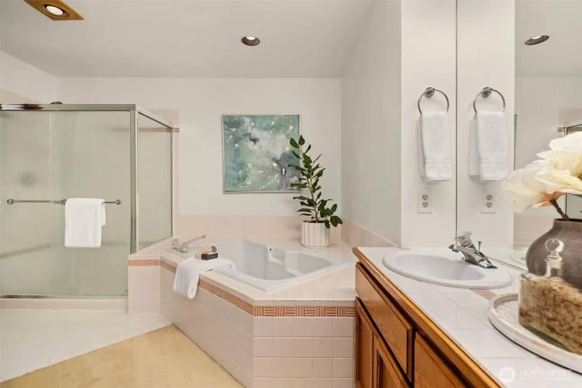Property photo for 22413 Ne 9th Drive, Sammamish photo 28