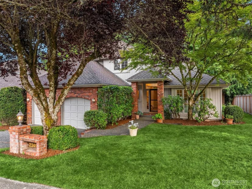Property photo for 22413 Ne 9th Drive, Sammamish photo 4