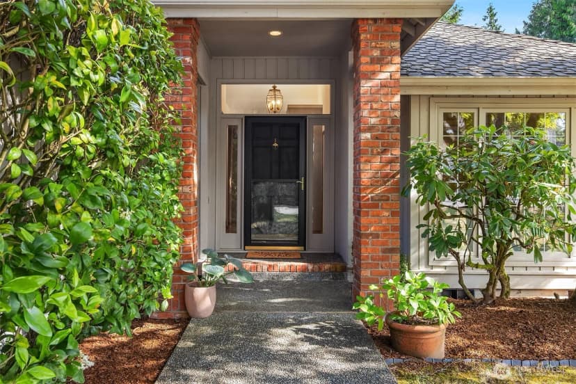 Property photo for 22413 Ne 9th Drive, Sammamish photo 5
