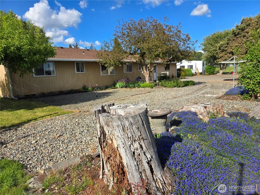 Property photo for 14615 Mud Run Road Se, Yelm photo 6