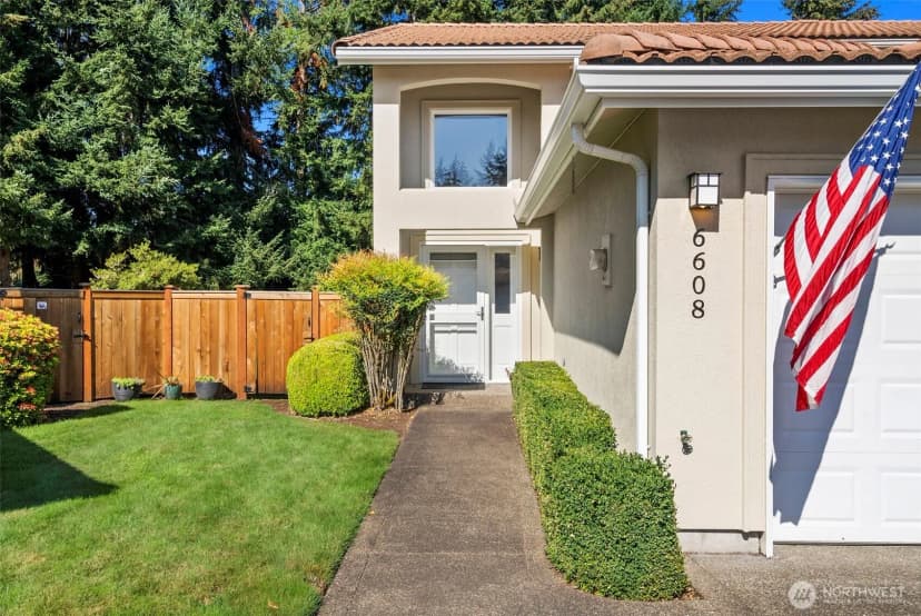 Property photo for 6608 Riviera Court Se, Olympia photo 2