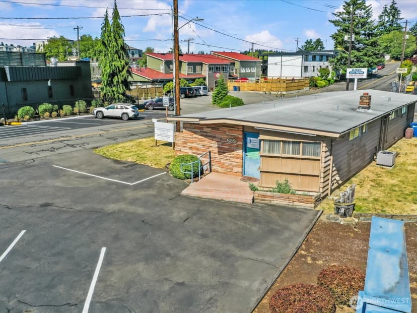 Property photo for 635 Sw 154th Street, Burien photo 5