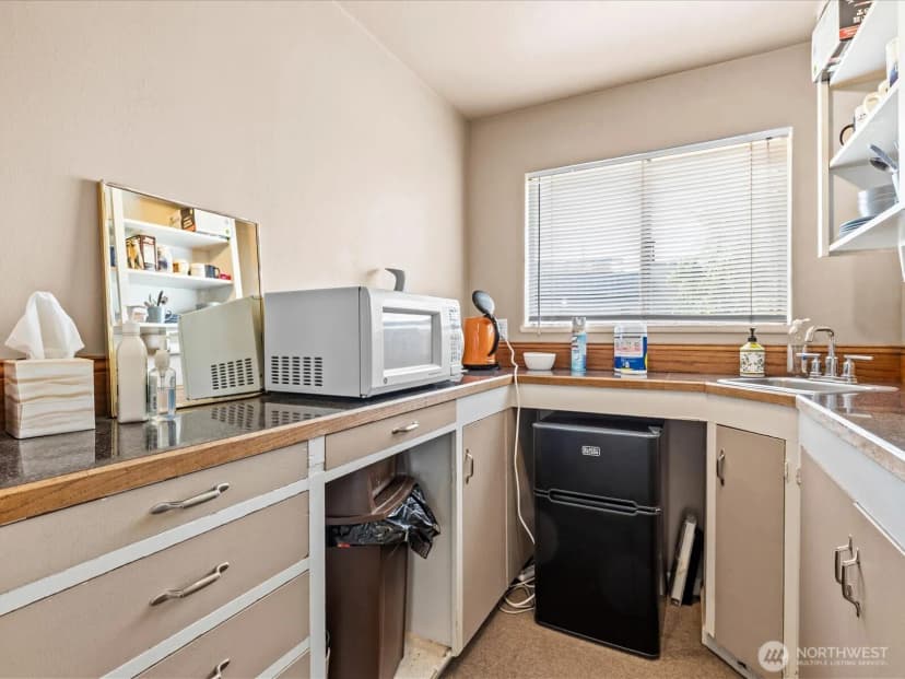 Property photo for 635 Sw 154th Street, Burien photo 35