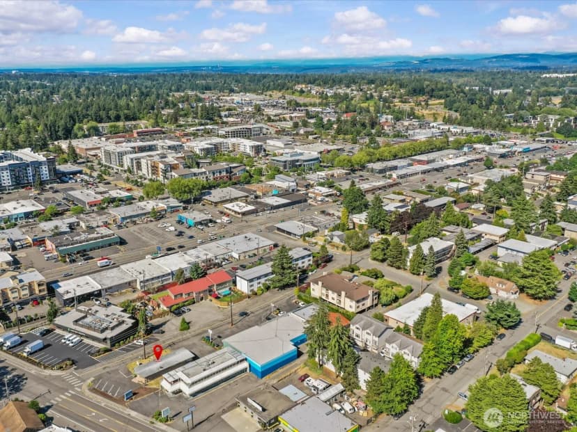 Property photo for 635 Sw 154th Street, Burien photo 13