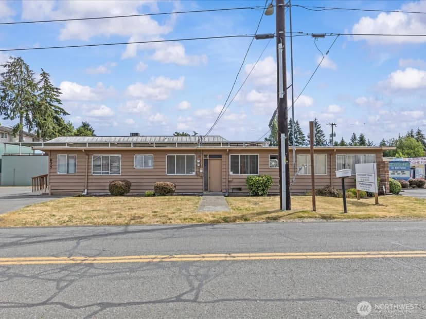 Property photo for 635 Sw 154th Street, Burien photo 6