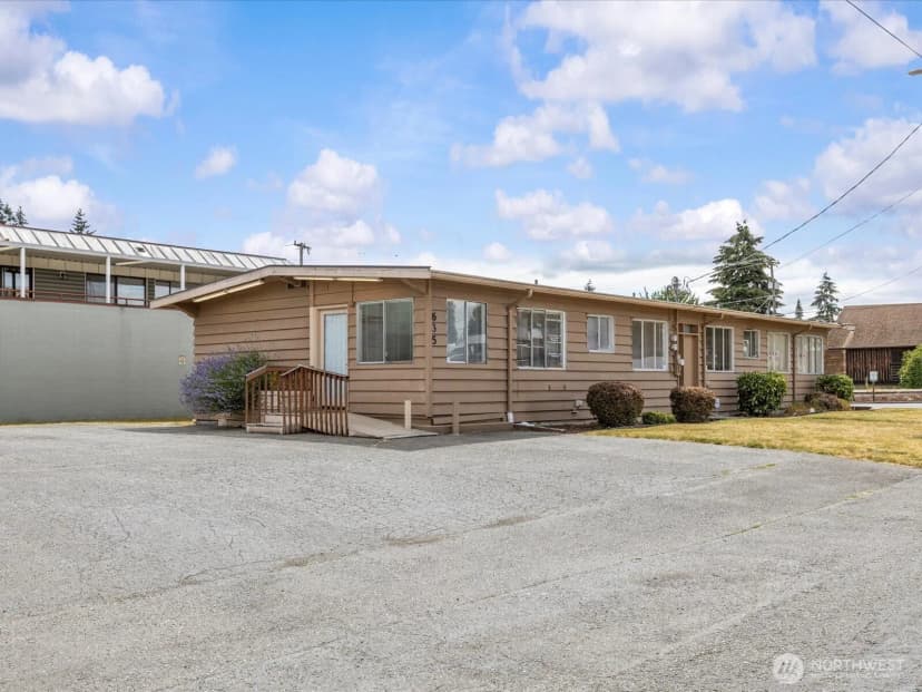 Property photo for 635 Sw 154th Street, Burien photo 7