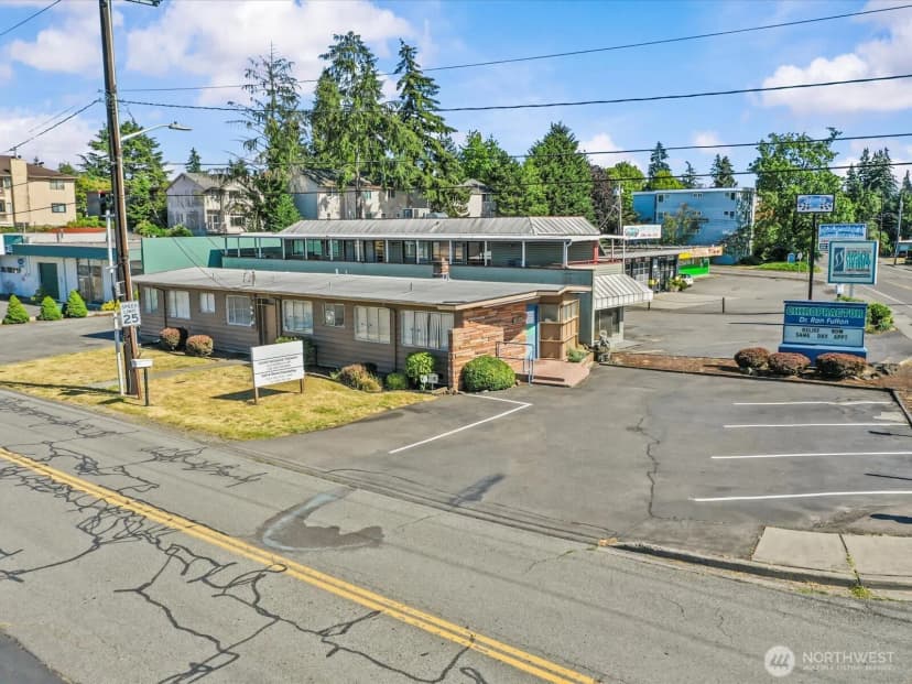 Property photo for 635 Sw 154th Street, Burien
