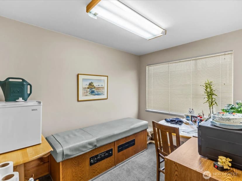Property photo for 635 Sw 154th Street, Burien photo 24