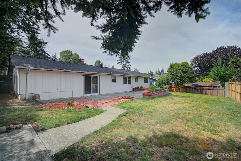 Property photo for 2524 Sw 325th Place, Federal Way photo 6