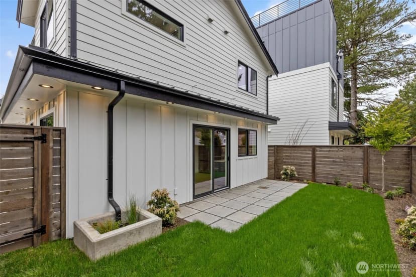 Property photo for 117 Nw 112th Street, Seattle photo 30