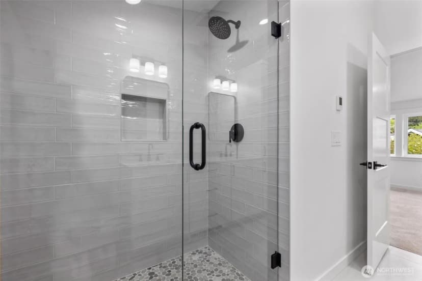 Property photo for 117 Nw 112th Street, Seattle photo 19