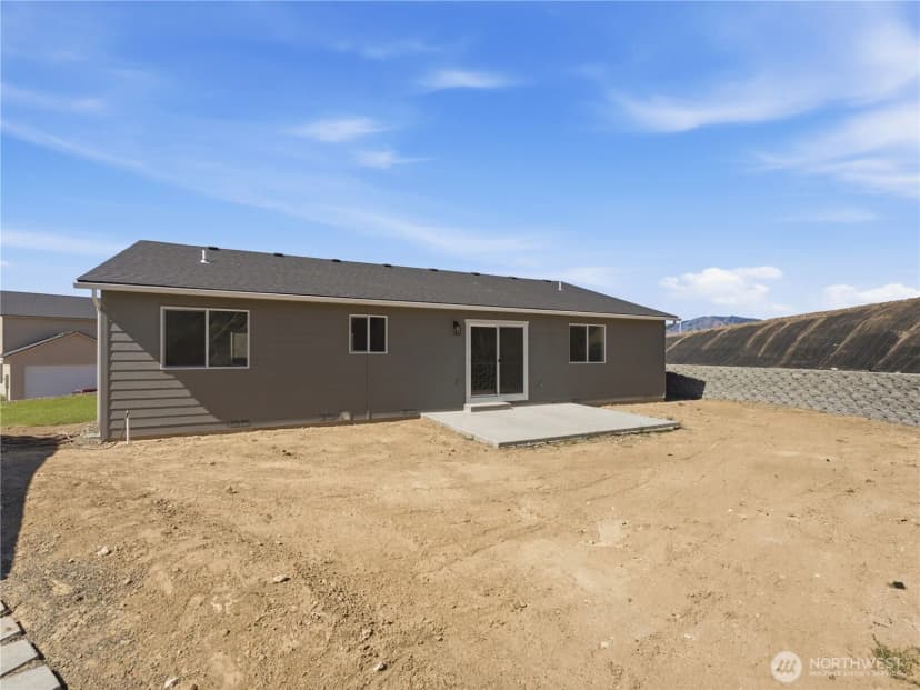 Property photo for 1975 N May Court, East Wenatchee photo 34