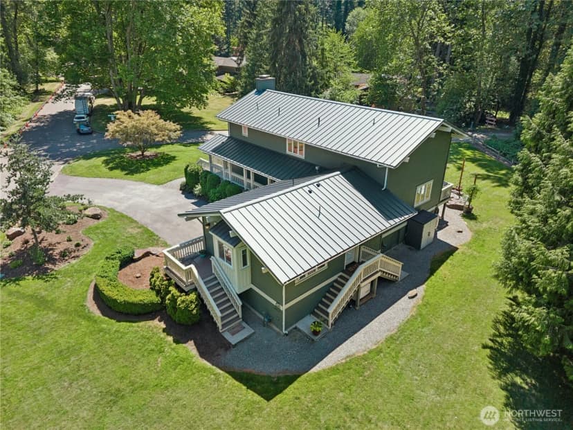 Property photo for 1171 Sycamore Drive Se, Issaquah photo 33