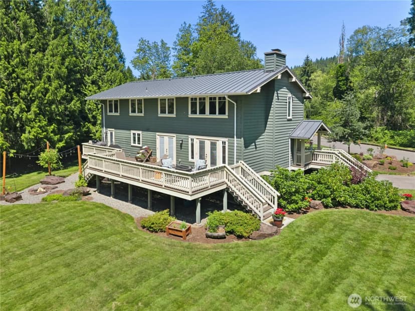 Property photo for 1171 Sycamore Drive Se, Issaquah photo 32