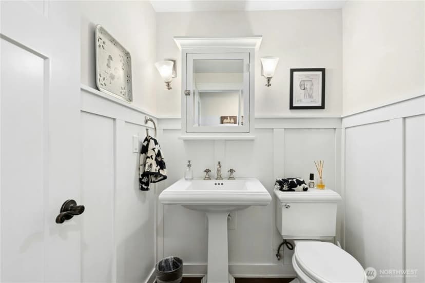 Property photo for 1171 Sycamore Drive Se, Issaquah photo 17