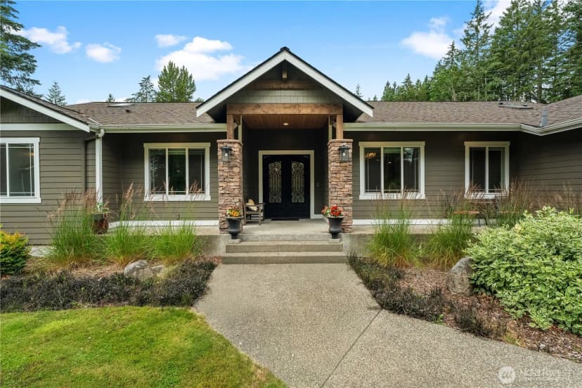 Property photo for 15622 Glenwood Road Sw, Port Orchard photo 3