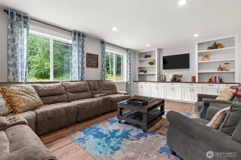 Property photo for 15622 Glenwood Road Sw, Port Orchard photo 16