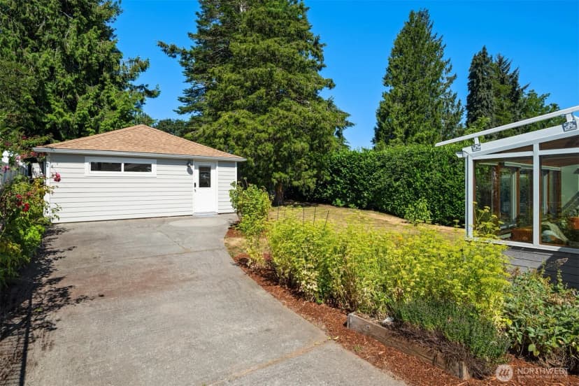 Property photo for 12033 79th Avenue S, Seattle photo 32