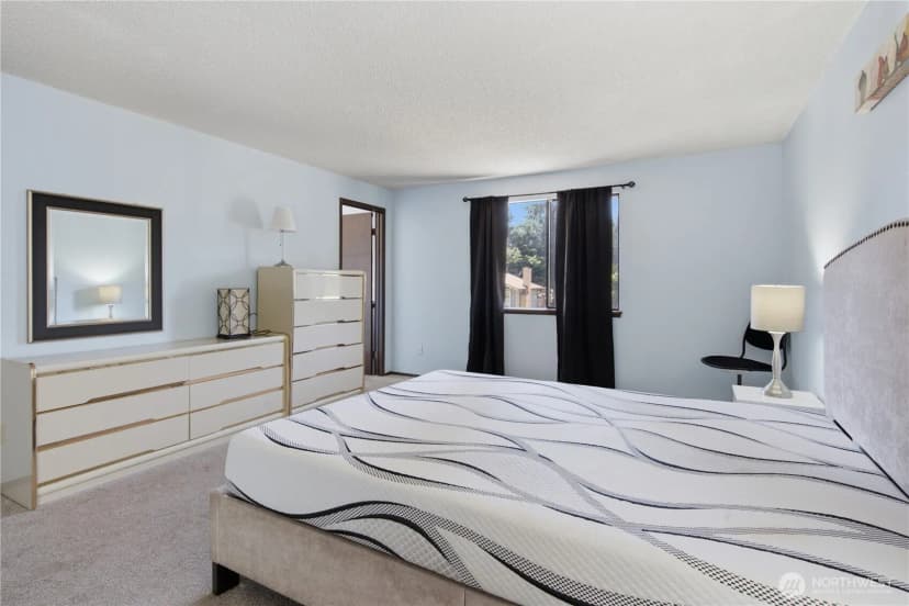 Property photo for 3706 S 255th Place, Kent photo 14