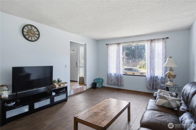 Property photo for 3706 S 255th Place, Kent photo 5