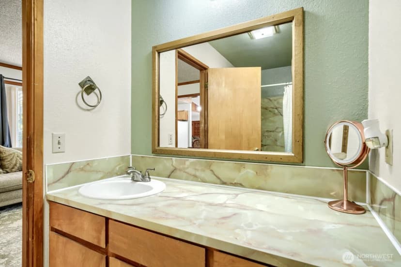 Property photo for 29311 33rd Avenue S, Auburn photo 16