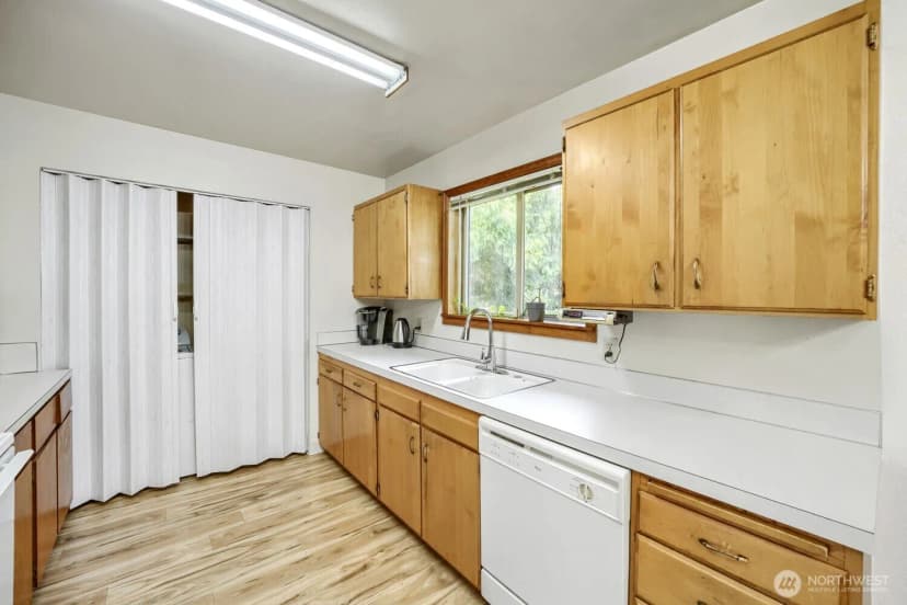 Property photo for 29311 33rd Avenue S, Auburn photo 8