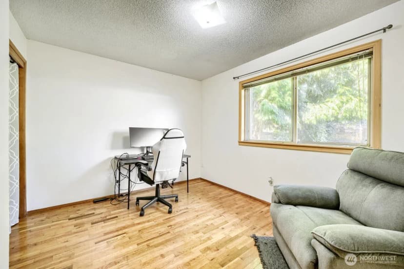 Property photo for 29311 33rd Avenue S, Auburn photo 20