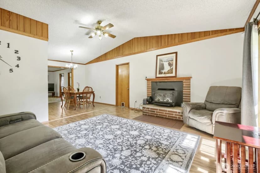 Property photo for 29311 33rd Avenue S, Auburn photo 5