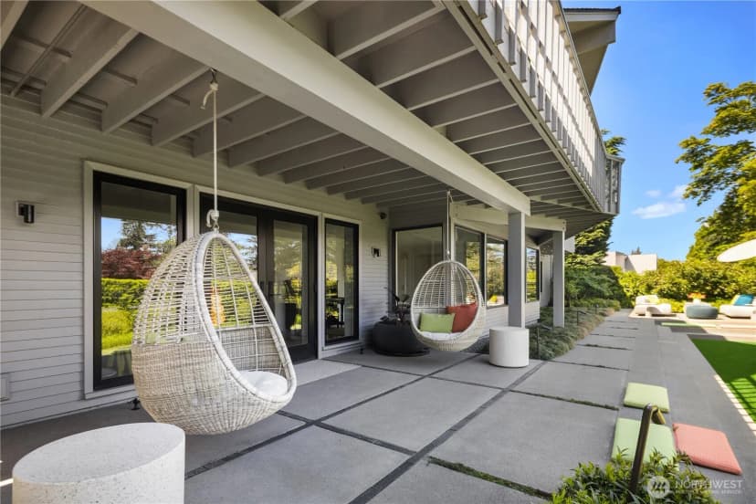 Property photo for 1514 Shenandoah Drive E, Seattle photo 36