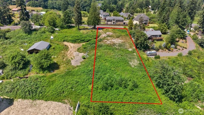 Property photo for 1701 112th Avenue E, Edgewood photo 10