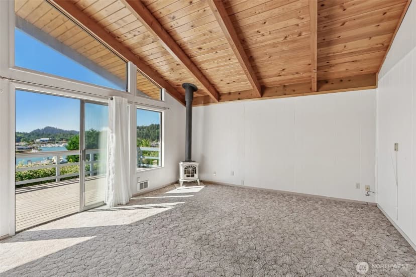 Property photo for 224 Skagit Way, La Conner photo 8