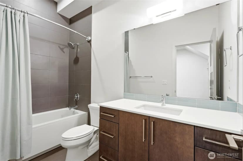 Property photo for 5179 42nd Avenue S, Seattle photo 24