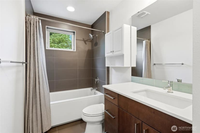 Property photo for 5179 42nd Avenue S, Seattle photo 23