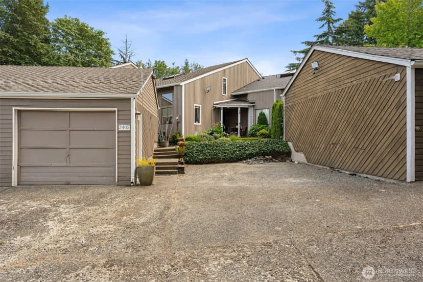 Property photo for 2407 Se 8th Place, Renton