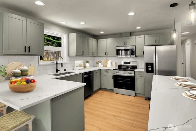 Property photo for 13020 Robinhood Lane, Snohomish photo 2