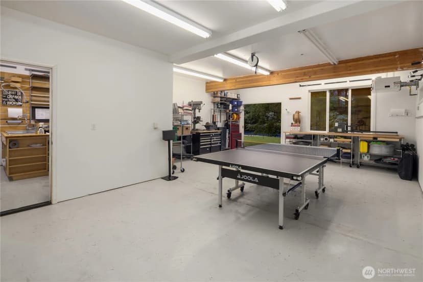 Property photo for 10444 Se 22nd Street, Bellevue photo 30