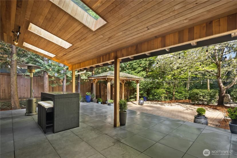 Property photo for 10444 Se 22nd Street, Bellevue photo 27