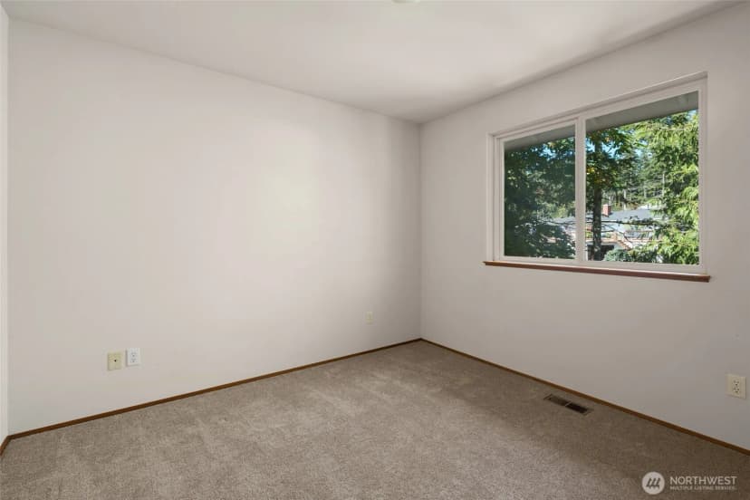 Property photo for 2090 Sw Putnam Drive, Oak Harbor photo 27