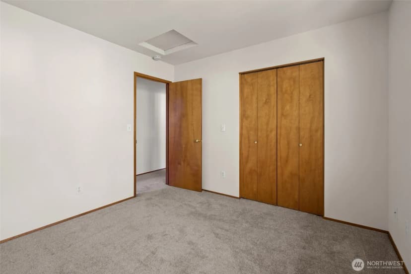 Property photo for 2090 Sw Putnam Drive, Oak Harbor photo 28