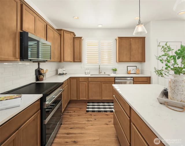 Property photo for 2401 E 16th Street, Bremerton photo 5
